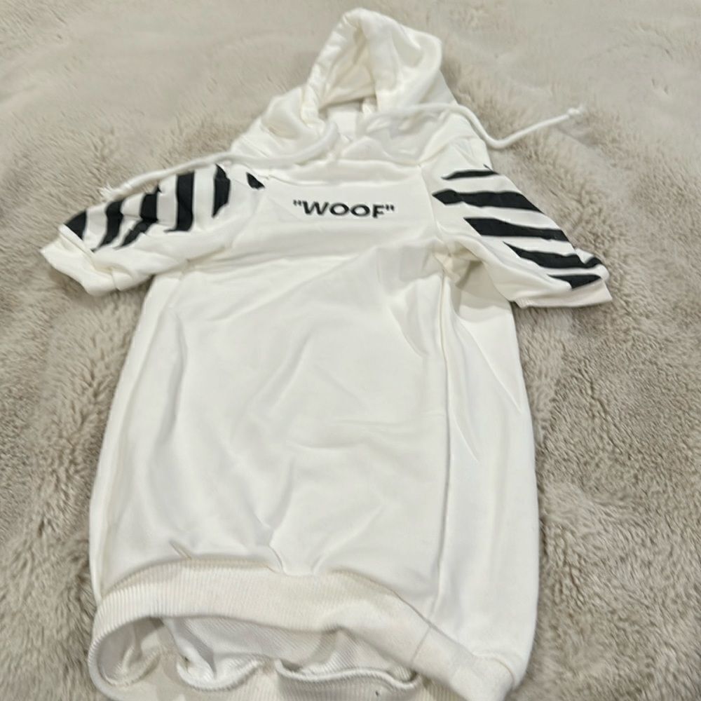 Fresh paws xl sweatshirt